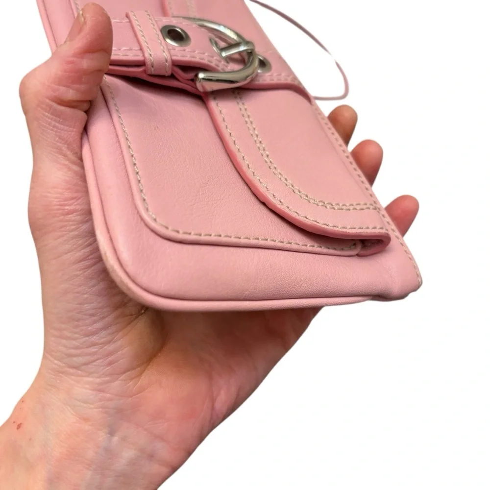 Coach vintage y2k RARE pink leather soho buckle clutch bag wristlet wallet Wow! - Picture 5 of 10